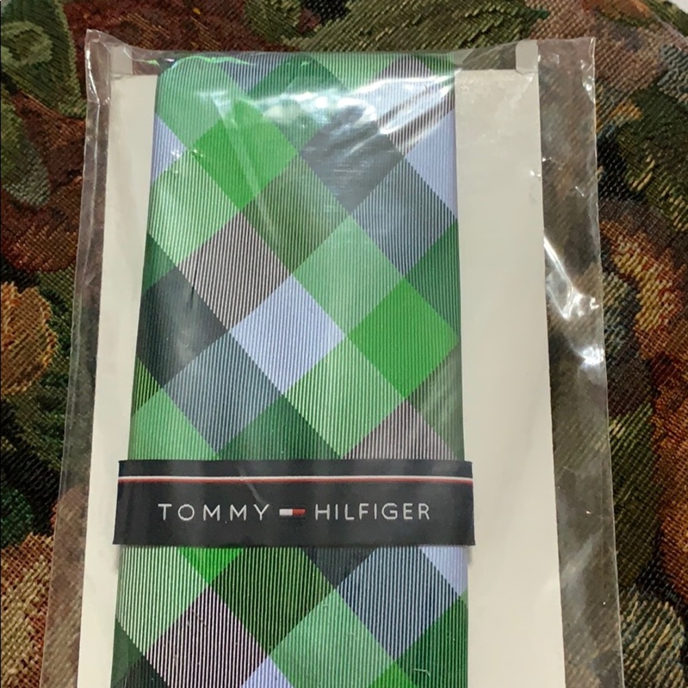 Tommy Hilfiger Silk Buffalo Tartan Tie - Picture 2 of 2